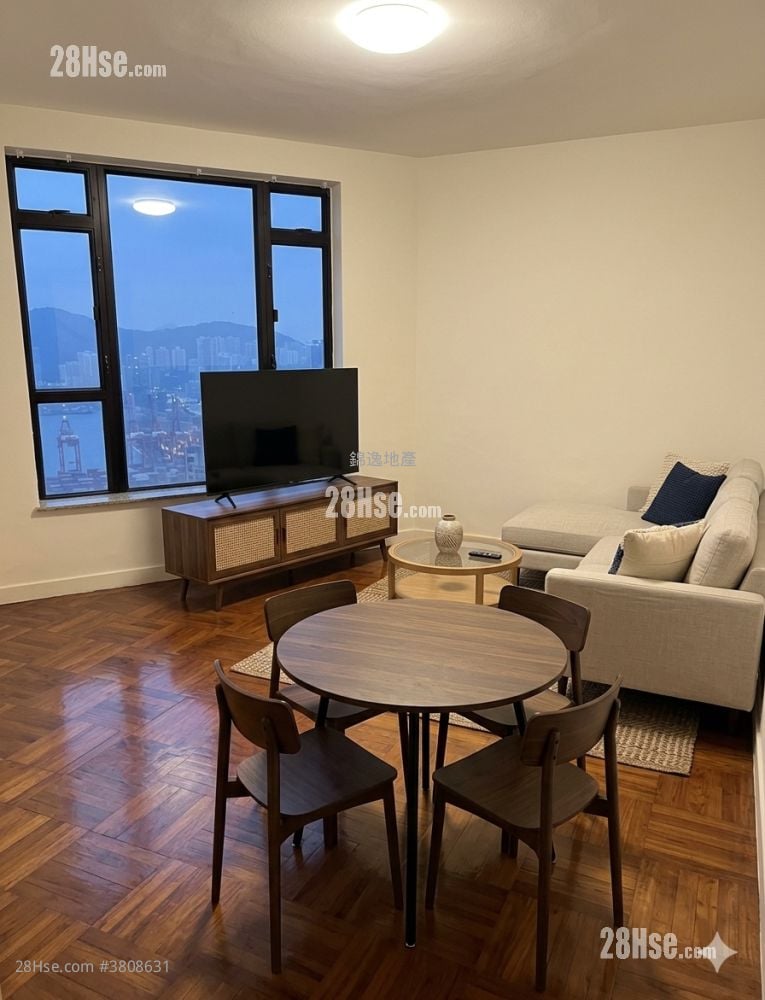 浩景臺 售盤 3 房 , 2 浴室 631 平方呎