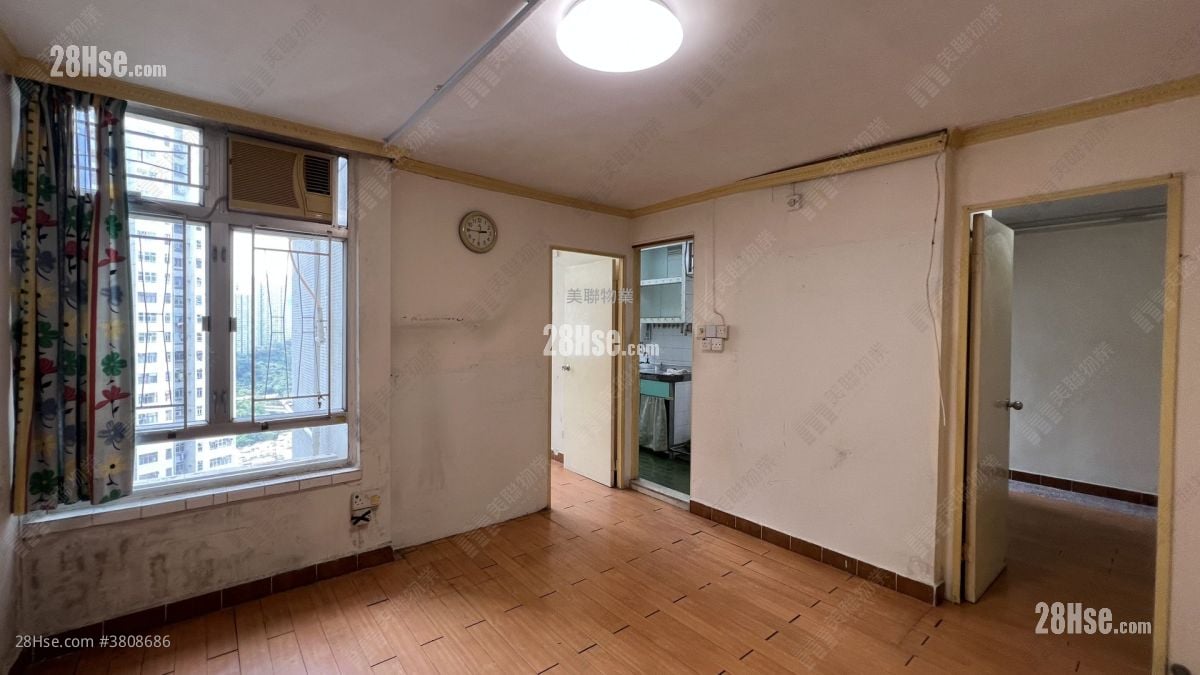Ching Shing Court Sell 2 Bedrooms , 1 Bathroom 381 ft²