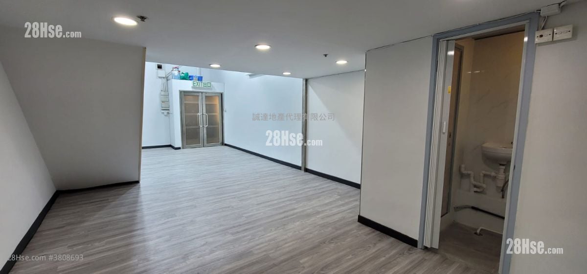 Treasure Centre Rental Studio , 1 Toilet