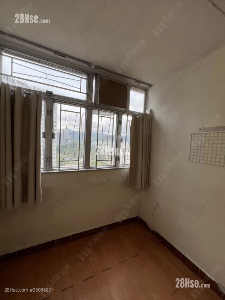Ching Shing Court Sell 2 Bedrooms , 1 Bathroom 381 ft²