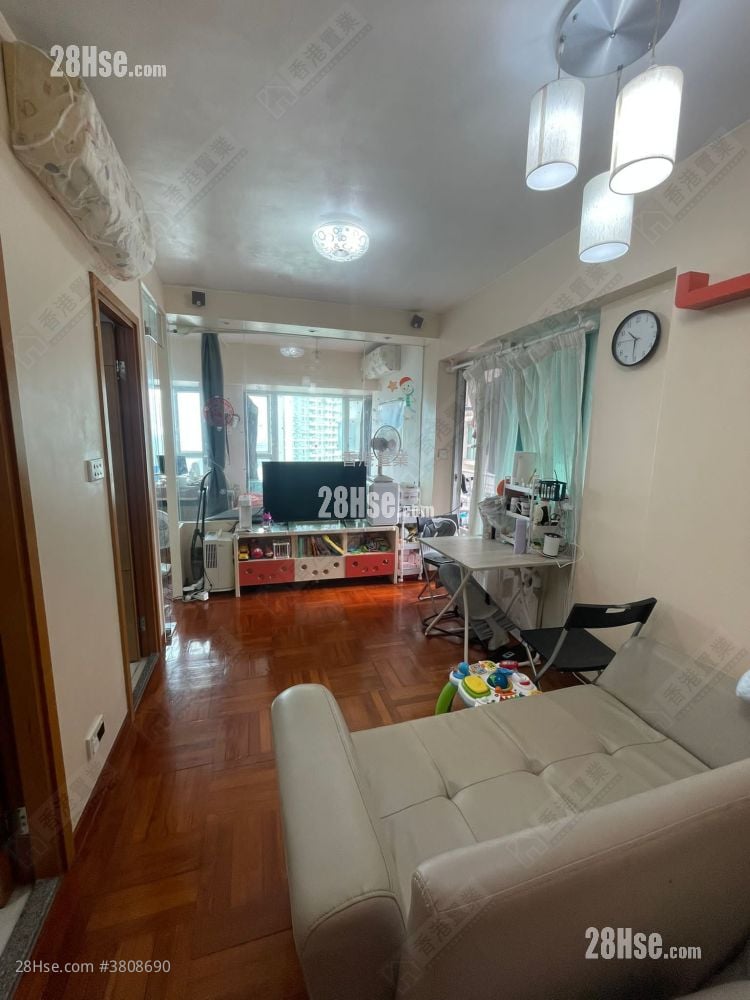 Metro Harbour View Rental 2 Bedrooms , 1 Bathroom 368 ft²