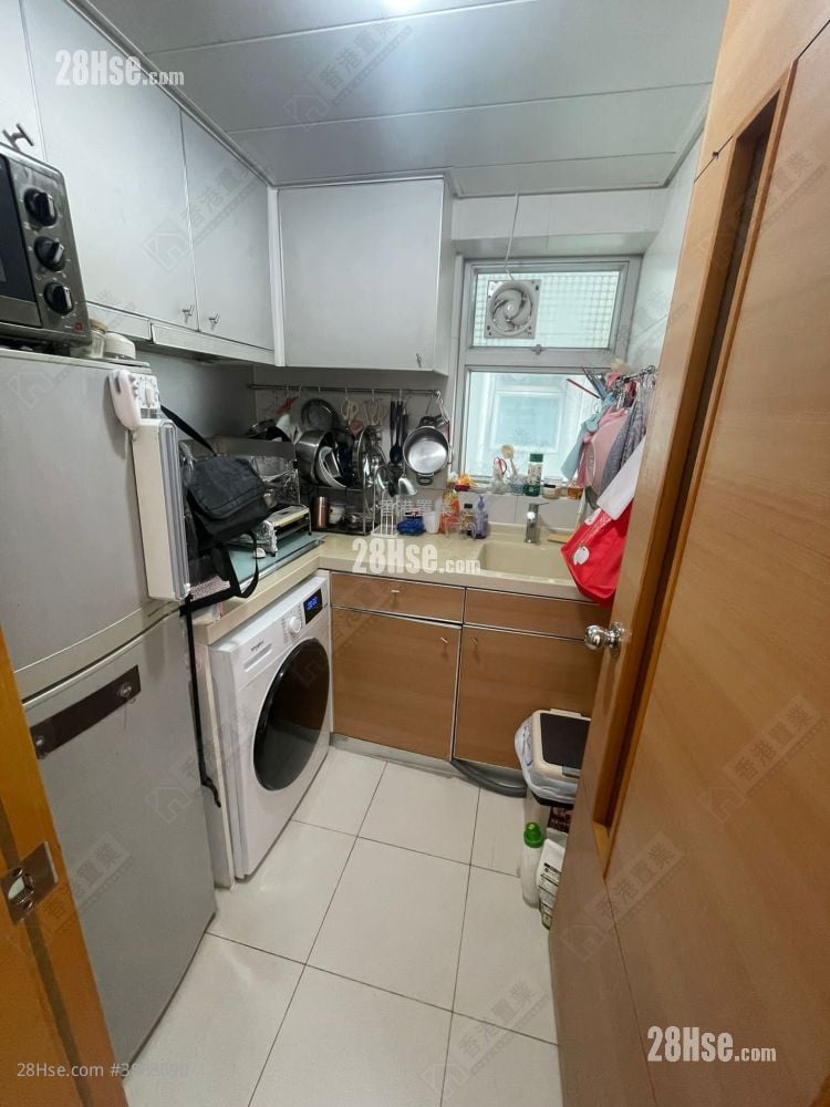 Metro Harbour View Rental 2 Bedrooms , 1 Bathroom 368 ft²