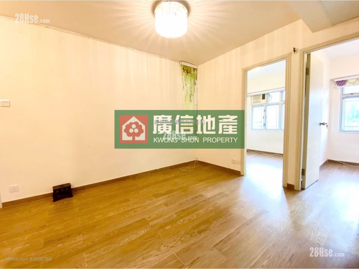 Shun Hing Building Sell 2 Bedrooms , 1 Bathroom 429 ft²
