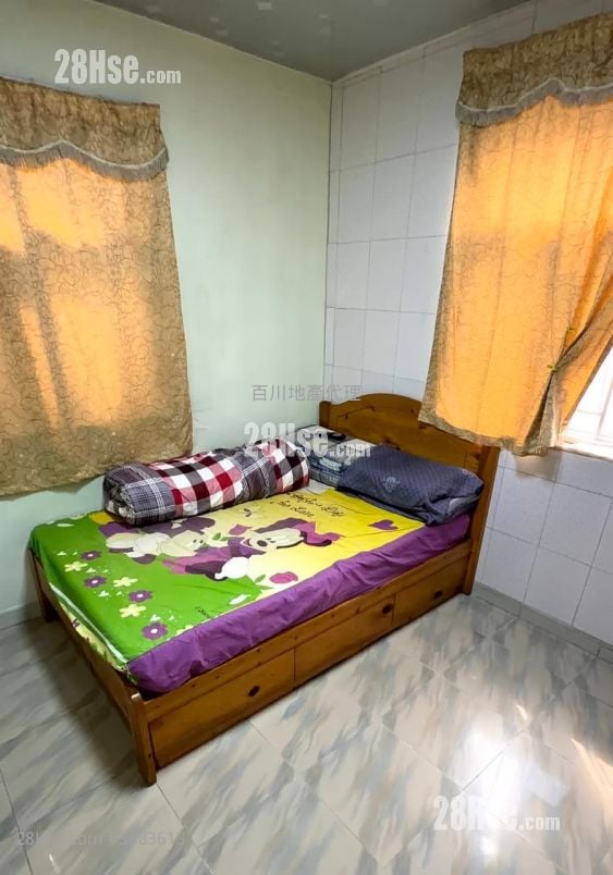 Tai Tseng Wai Sell 3 Bedrooms , 1 Bathroom 680 ft²