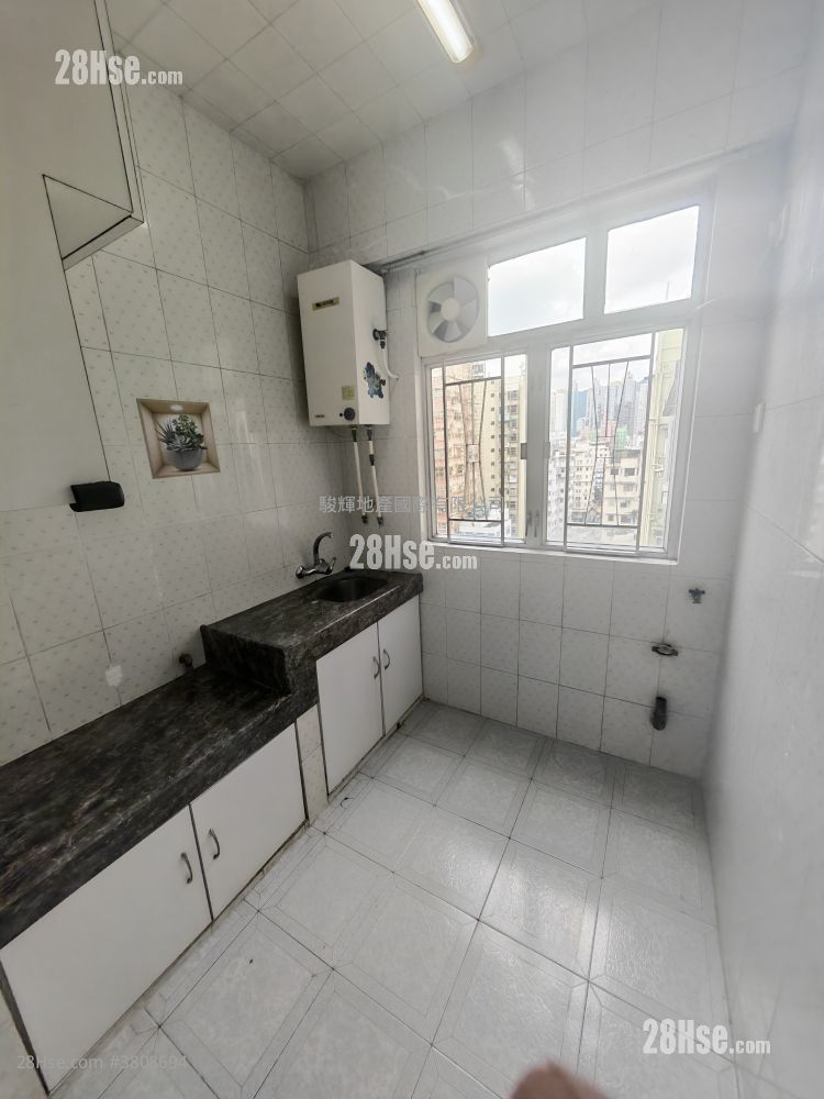 利德昌大廈 售盤 2 房 , 1 浴室 375 平方呎