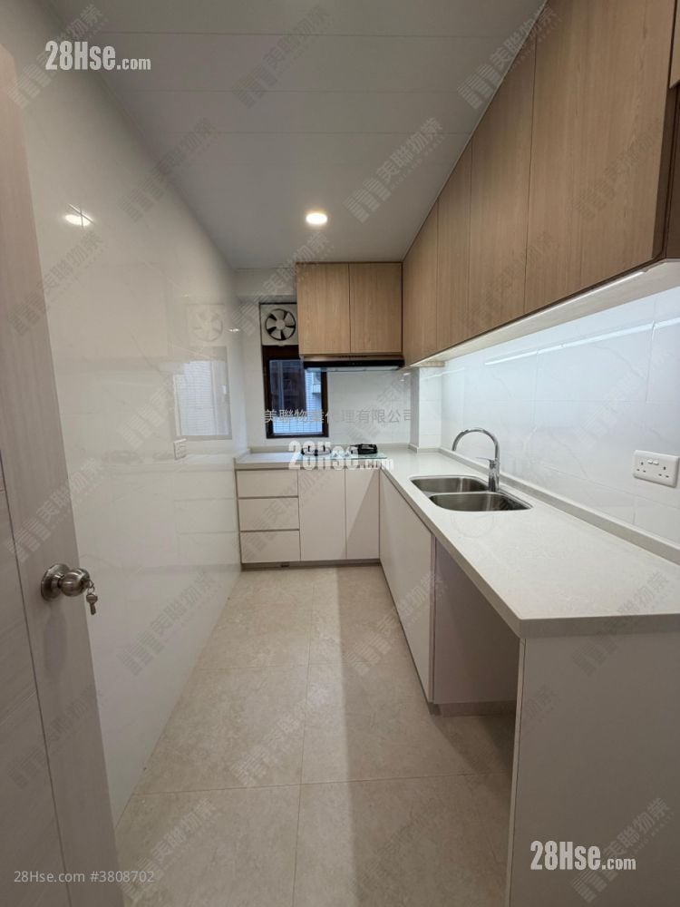 富泽苑 租盘 3 房 , 2 浴室 1,039 平方尺