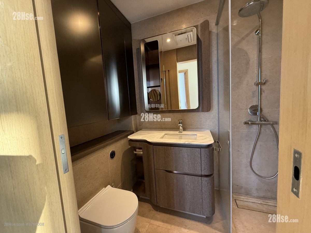 LP10 售盘 4 房 1,204 平方尺