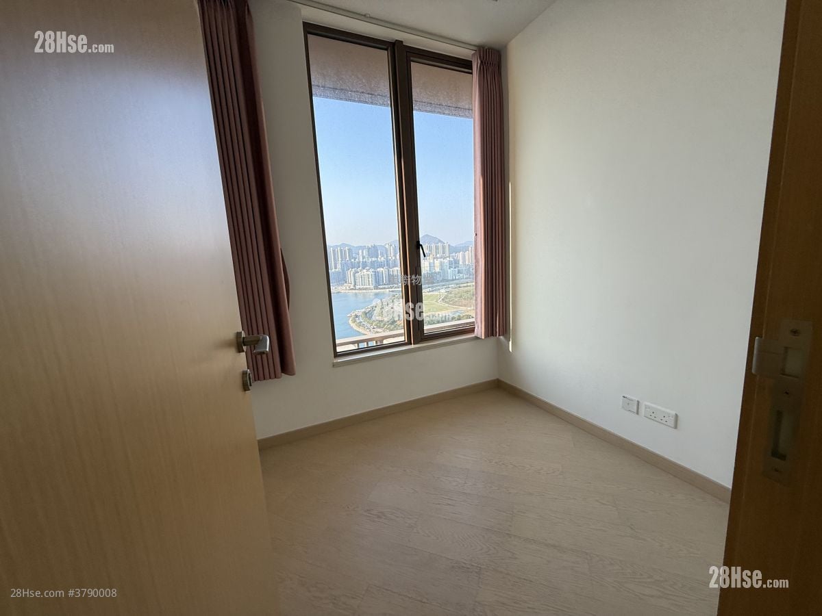 LP10 售盘 4 房 1,204 平方尺