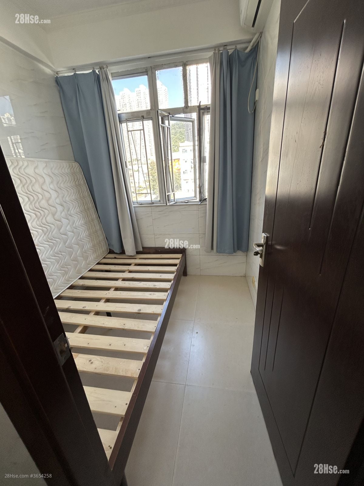 文成楼 租盘 1 房 , 1 浴室 150 平方尺