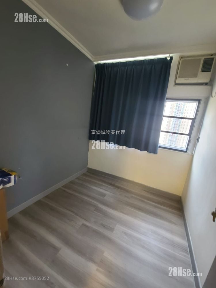 Kwong Lam Court Sell 2 Bedrooms , 1 Bathroom 376 ft²