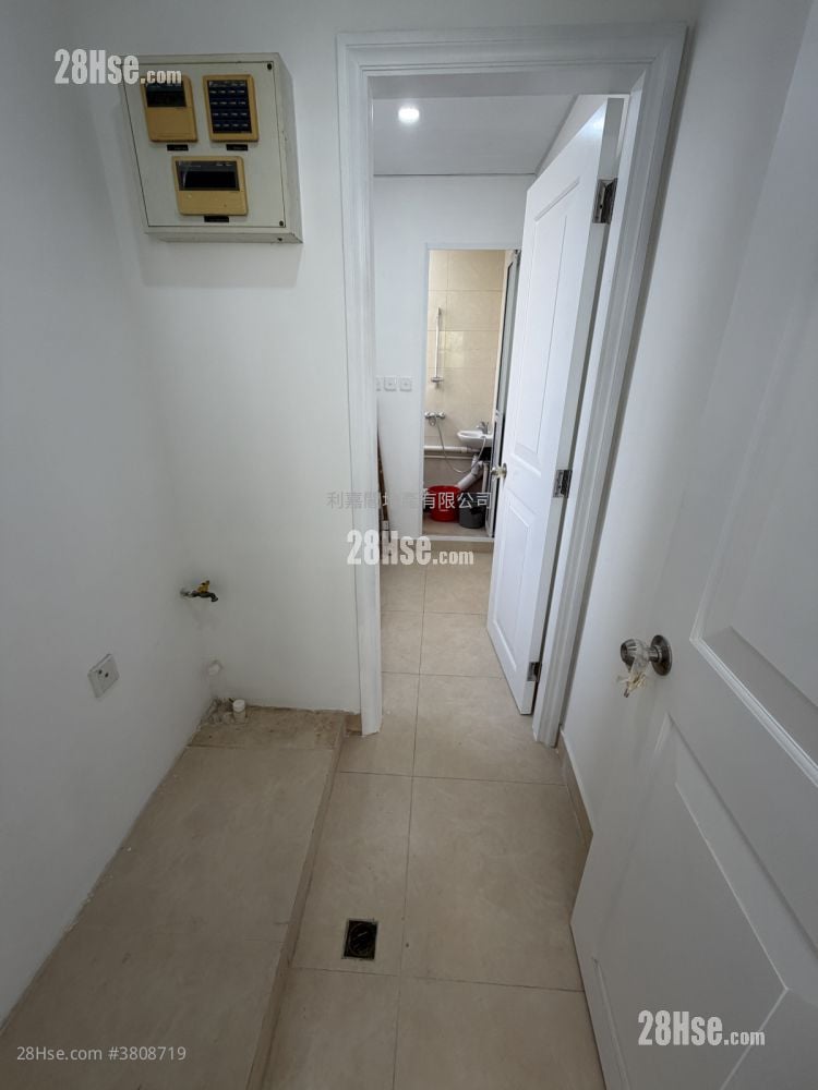 The Grandville Sell 4 Bedrooms , 3 Bathrooms 2,075 ft²