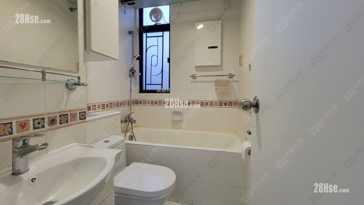 又一居 租盘 3 房 , 2 浴室 789 平方尺