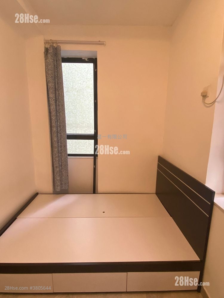 15-17 Cameron Road Rental 1 Bedroom , 1 Bathroom 170 ft²