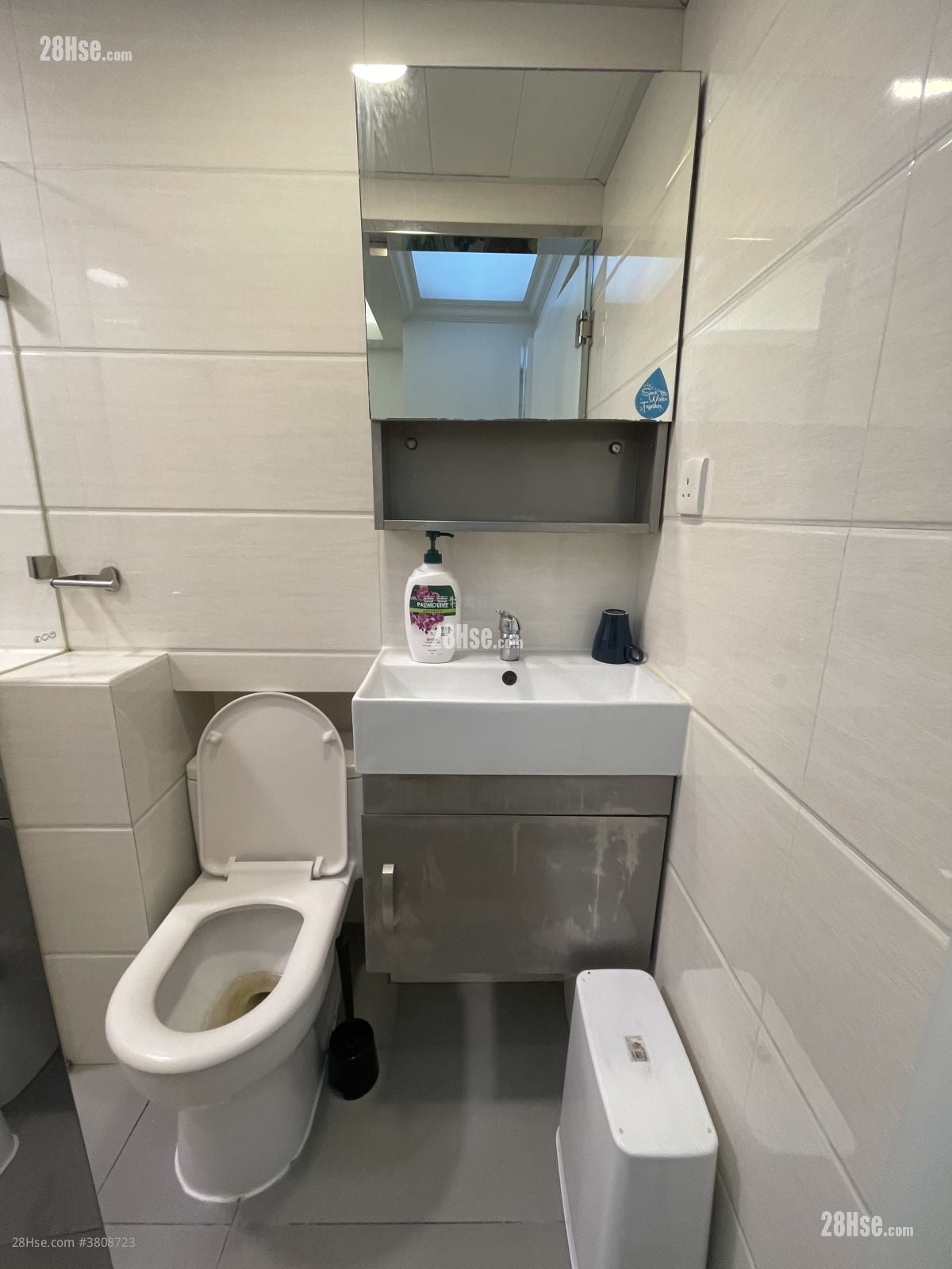 单幢楼房 租盘 开放式间隔 , 1 浴室 160 平方尺