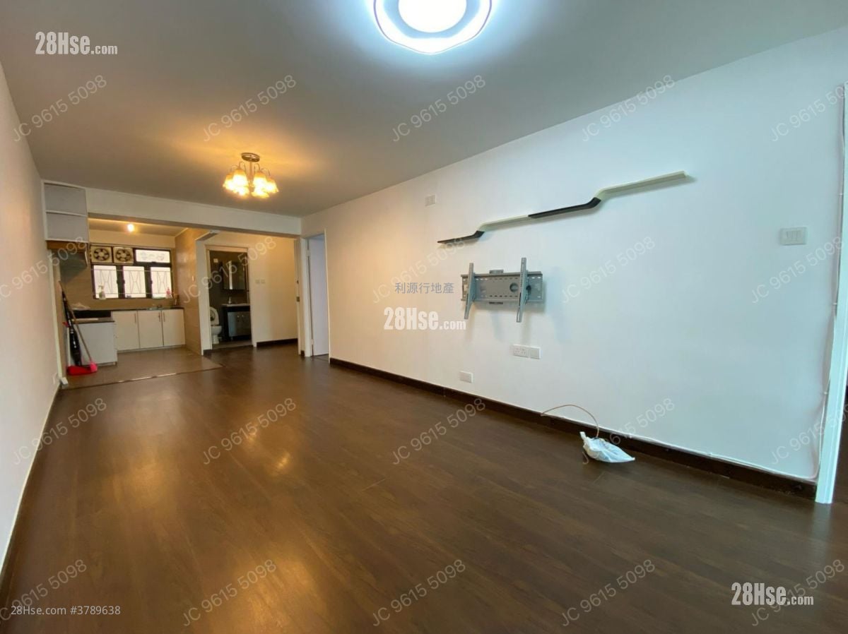 村屋 租盘 2 房 , 1 浴室 700 平方尺