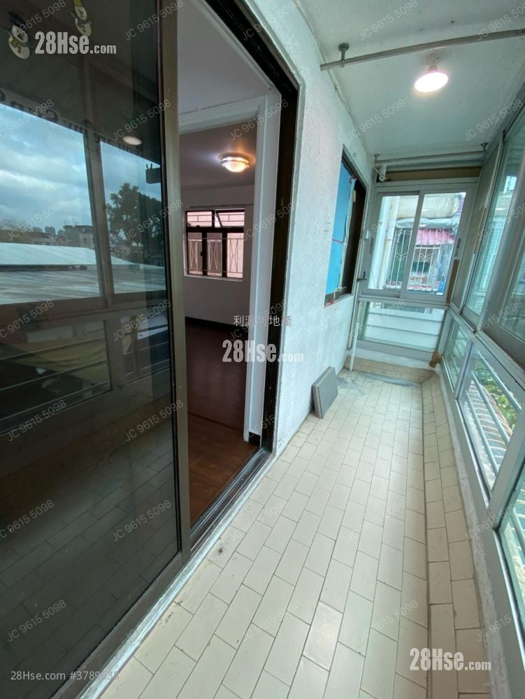 村屋 租盘 2 房 , 1 浴室 700 平方尺