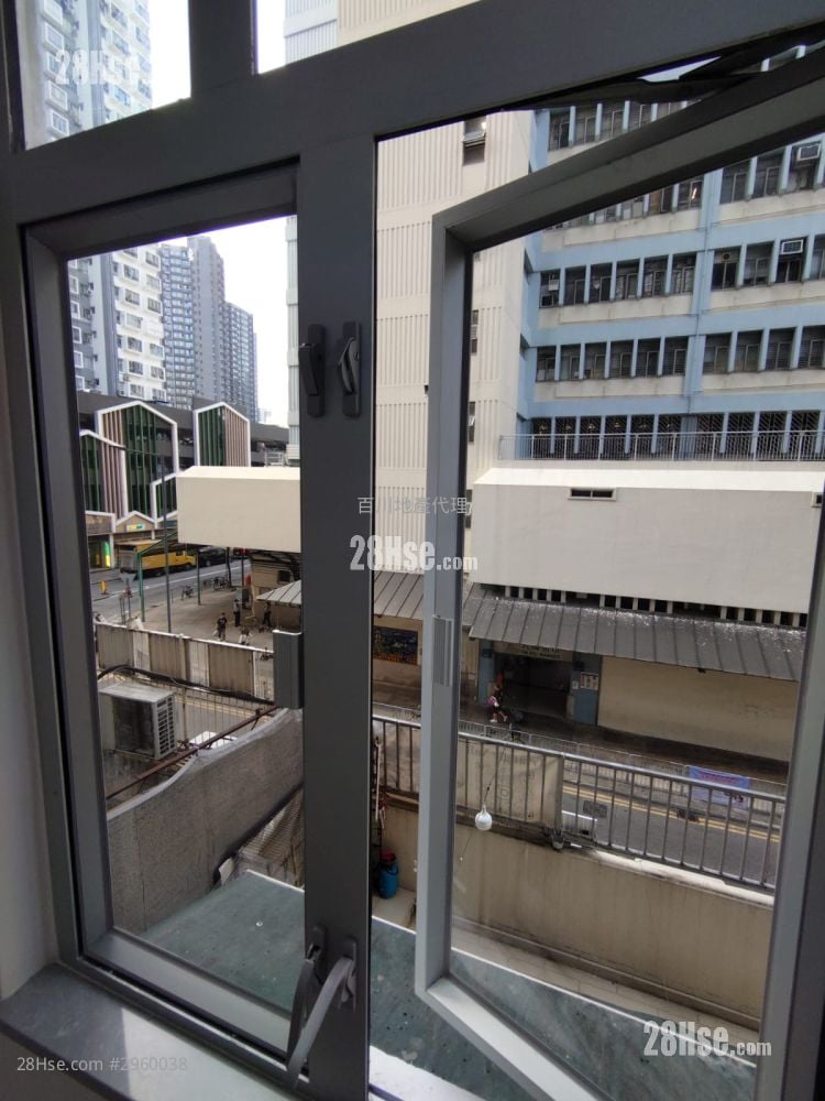 好利洋楼 售盘 2 房 , 1 浴室 327 平方尺