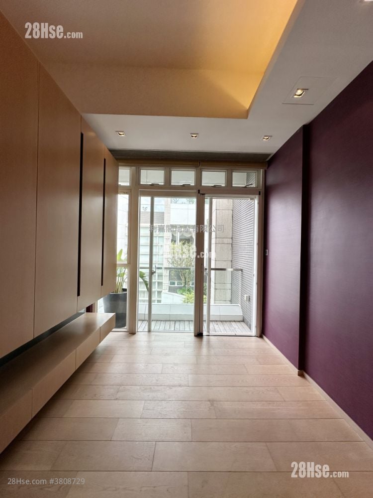 The Great Hill Sell 4 Bedrooms , 4 Bathrooms 3,197 ft²