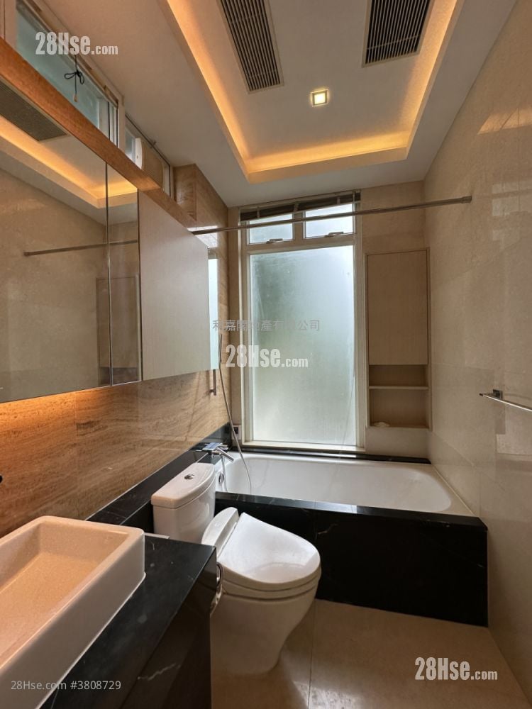 The Great Hill Sell 4 Bedrooms , 4 Bathrooms 3,197 ft²