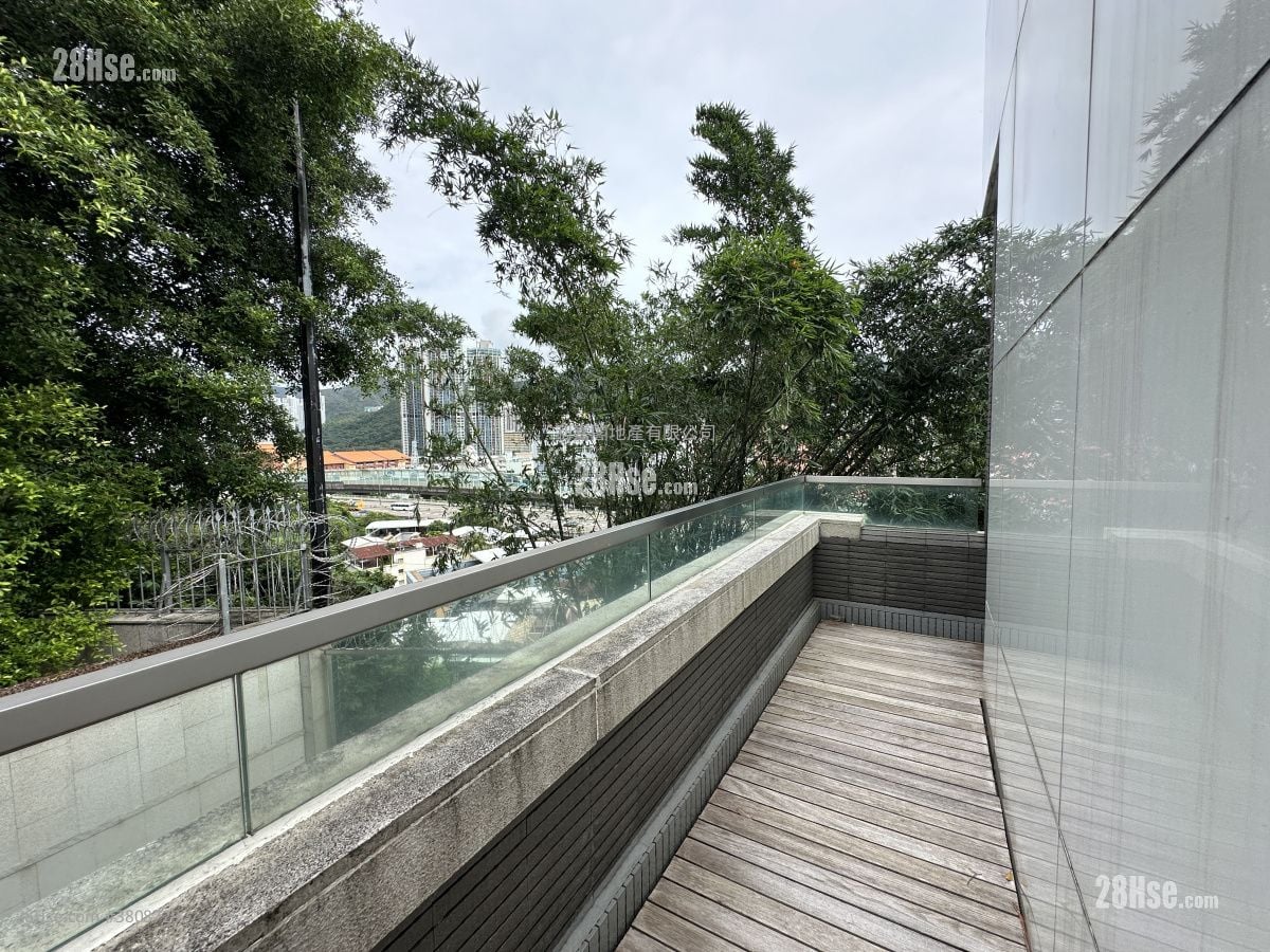 The Great Hill Sell 4 Bedrooms , 4 Bathrooms 3,197 ft²