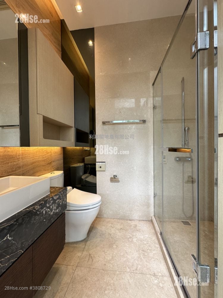 The Great Hill Sell 4 Bedrooms , 4 Bathrooms 3,197 ft²