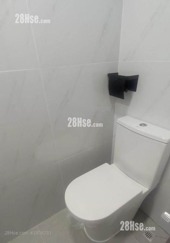 太子道西206-208号  租盘 1 房 , 1 浴室 230 平方尺