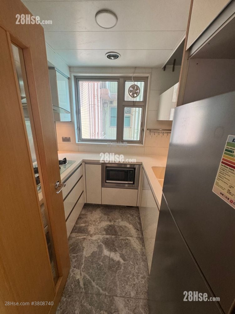 君汇港 租盘 2 房 , 1 浴室 478 平方尺