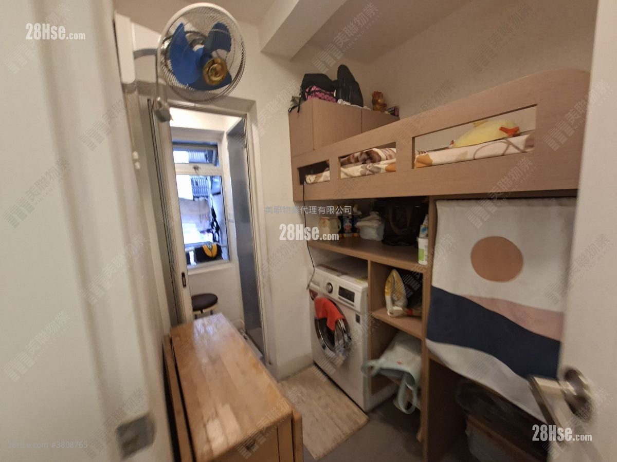 碧华花园 售盘 3 房 , 2 浴室 1,211 平方尺