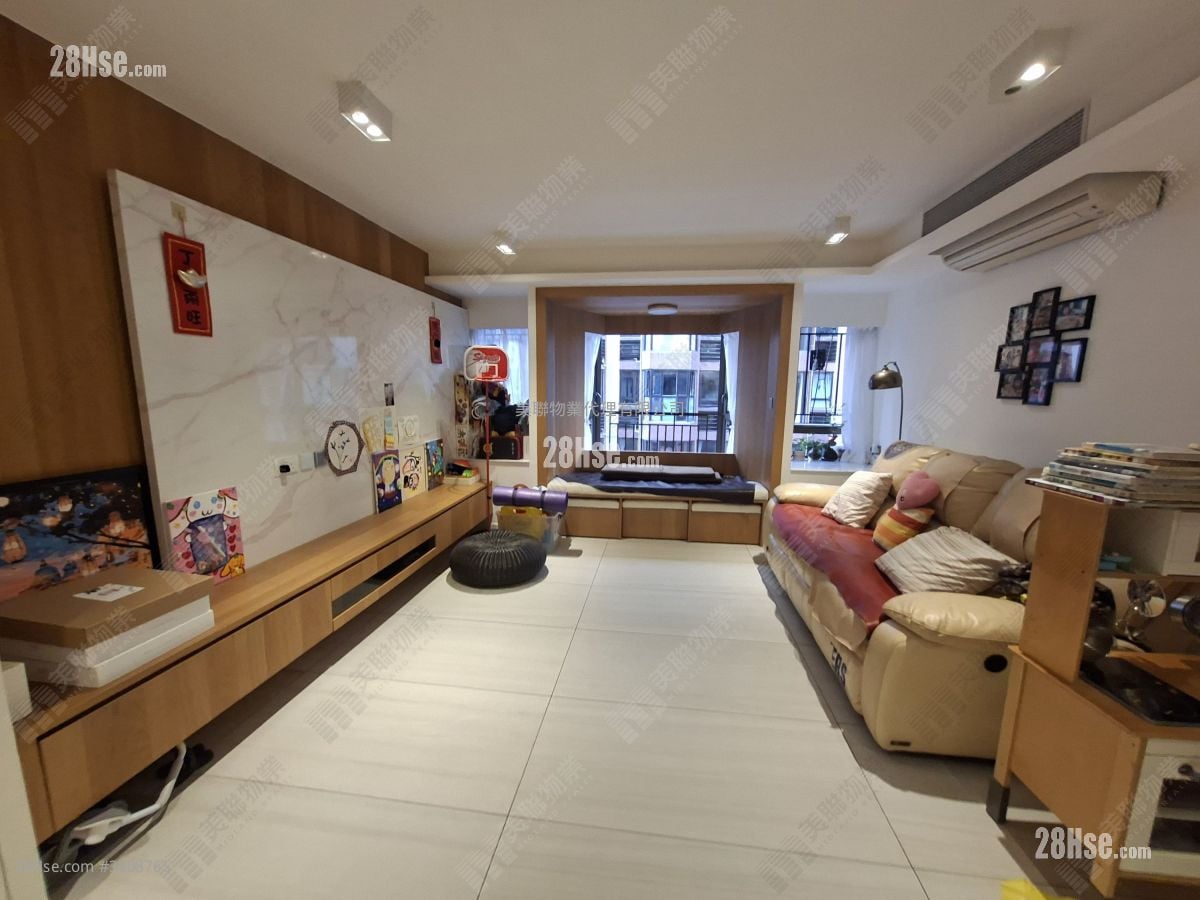 碧华花园 售盘 3 房 , 2 浴室 1,211 平方尺