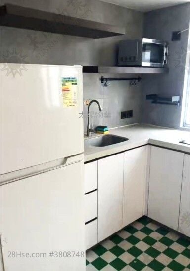 黄埔新村 租盘 2 房 390 平方尺