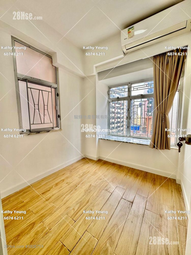 鸿威大厦 售盘 2 房 , 1 浴室 306 平方尺