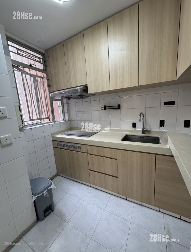 冠熹苑 售盘 3 房 , 1 浴室 601 平方尺