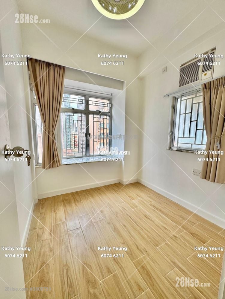 鸿威大厦 售盘 2 房 , 1 浴室 306 平方尺