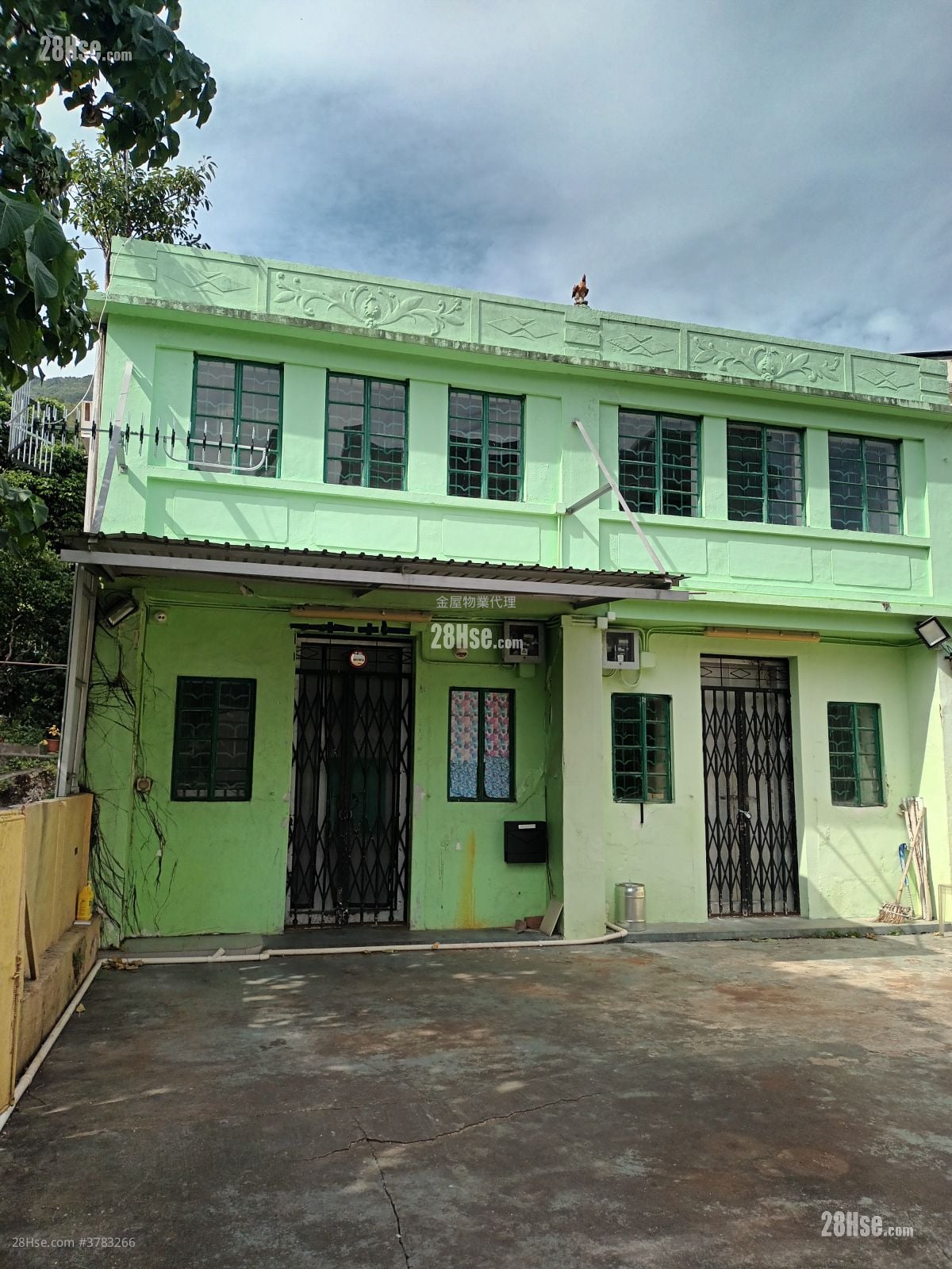 林村 售盘 3 房 , 2 浴室 1,000 平方尺