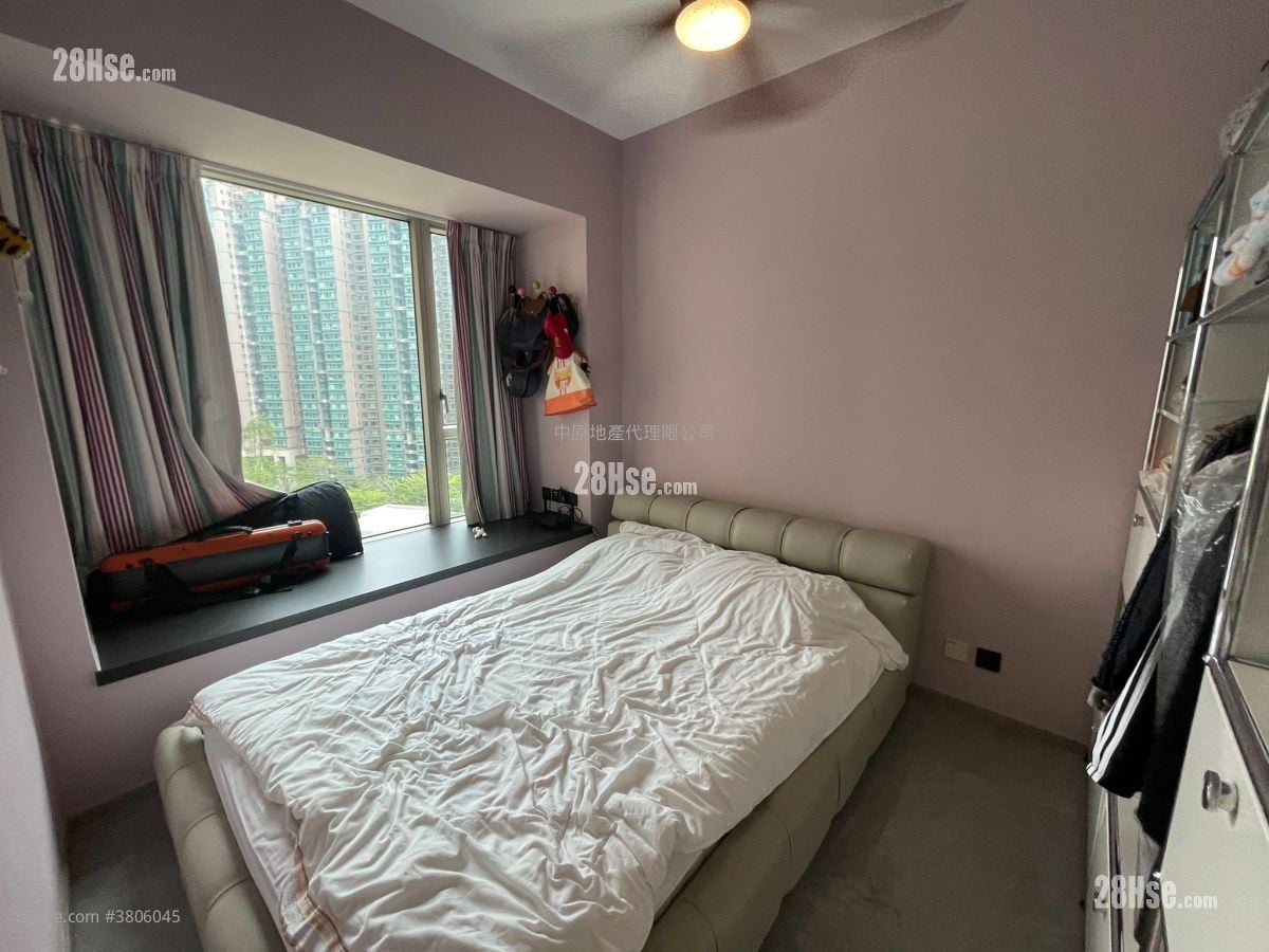 Lake Silver Sell 4 Bedrooms , 3 Bathrooms 1,432 ft²