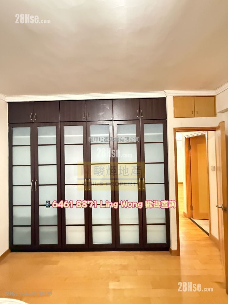 Universal Mansion Rental 2 Bedrooms , 2 Bathrooms 747 ft²