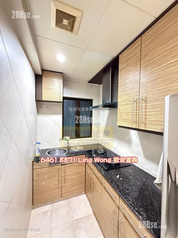 Universal Mansion Rental 2 Bedrooms , 2 Bathrooms 747 ft²