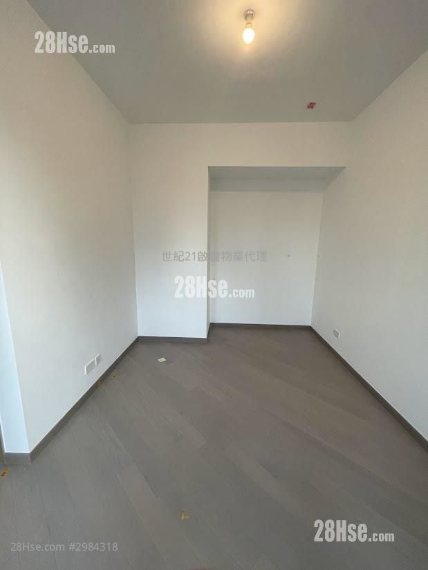 Upper River Bank Sell 3 Bedrooms , 2 Bathrooms 738 ft²