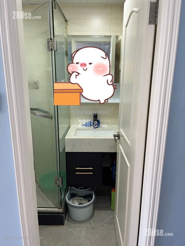 Ching Wah Court Rental 394 ft²