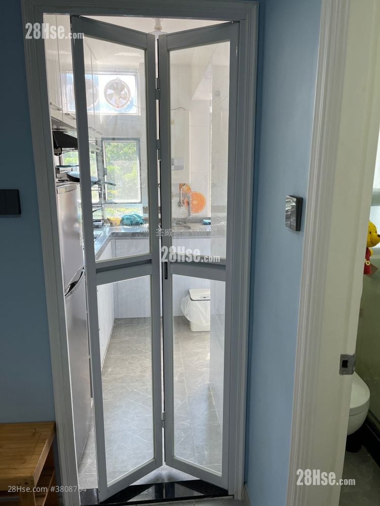 Ching Wah Court Rental 394 ft²