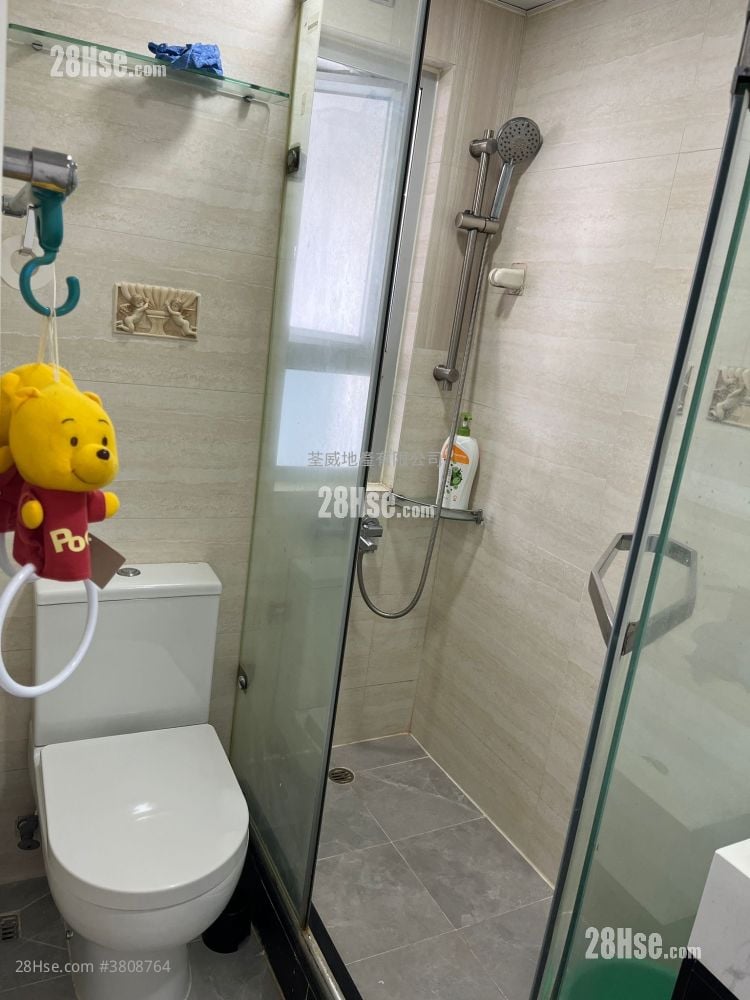 Ching Wah Court Rental 394 ft²