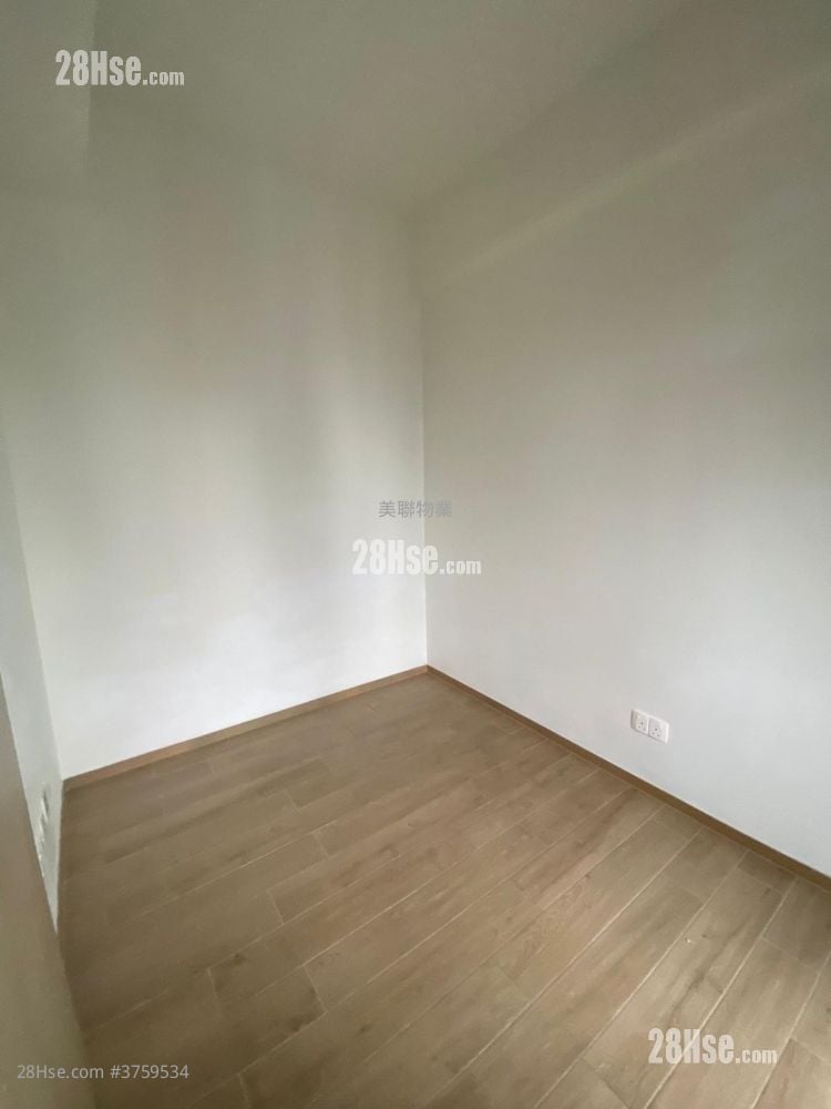 Lp6 Sell 1 Bedroom 305 ft²