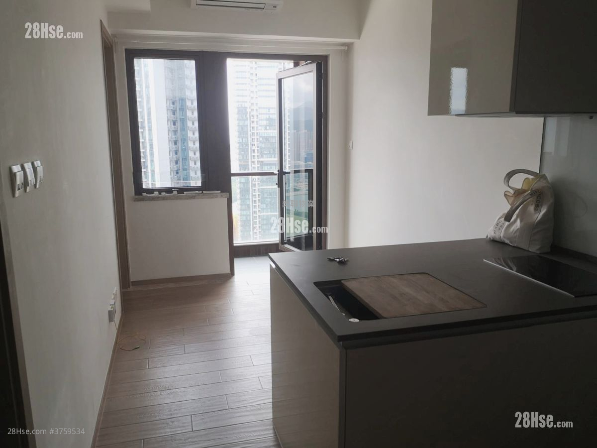 Lp6 Sell 1 Bedroom 305 ft²