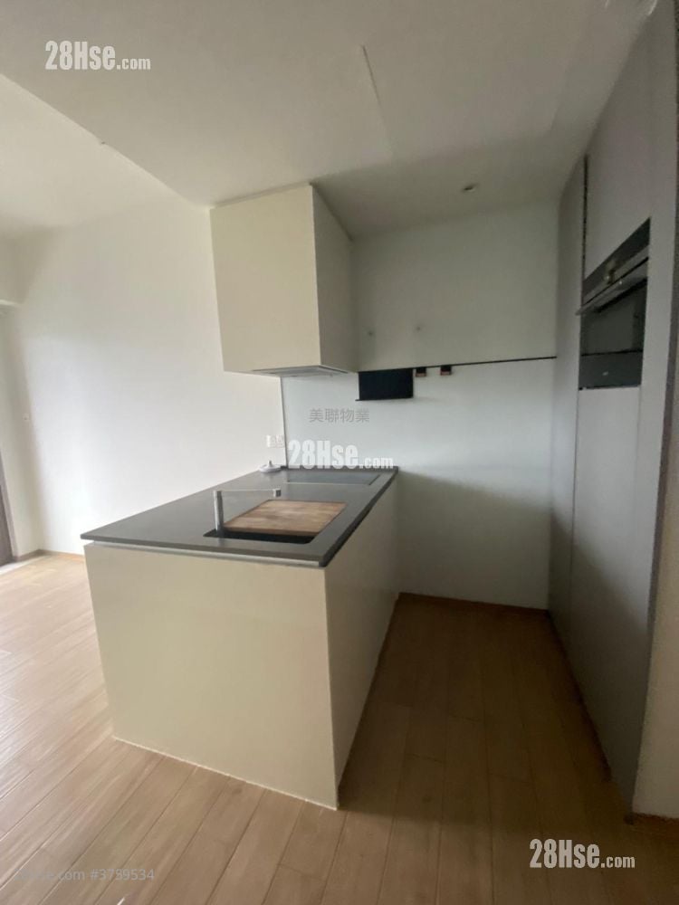 Lp6 Sell 1 Bedroom 305 ft²