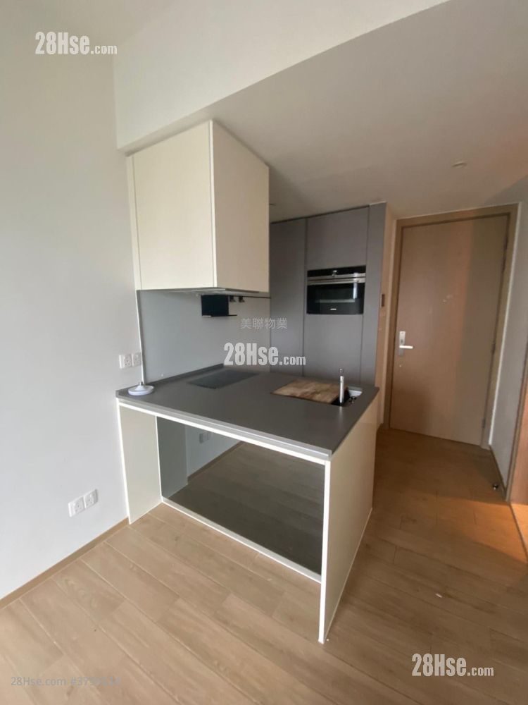 Lp6 Sell 1 Bedroom 305 ft²