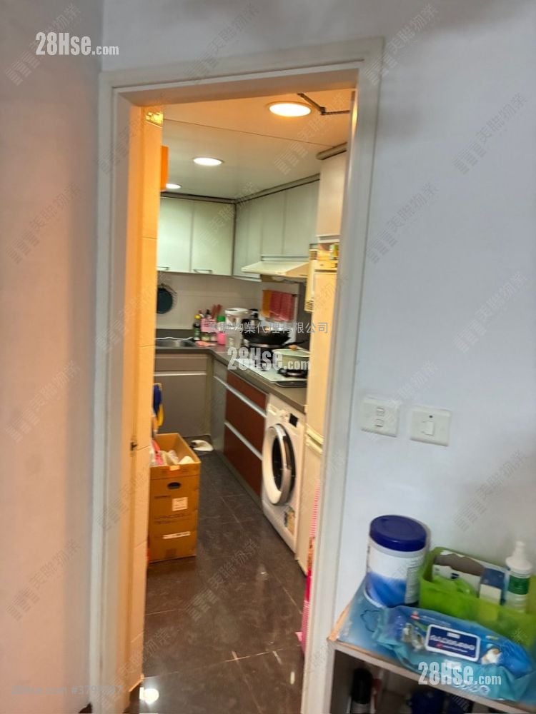 Tseung Kwan O Plaza Sell 3 Bedrooms 502 ft²