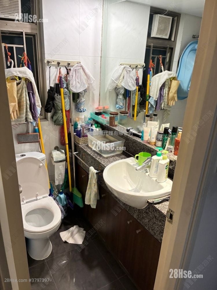 Tseung Kwan O Plaza Sell 3 Bedrooms 502 ft²