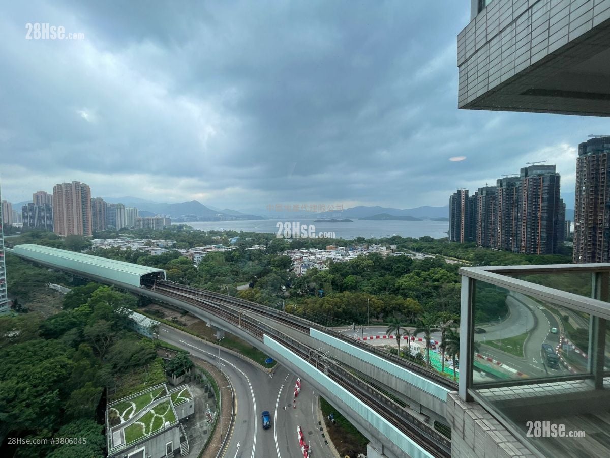 Lake Silver Sell 4 Bedrooms , 3 Bathrooms 1,432 ft²