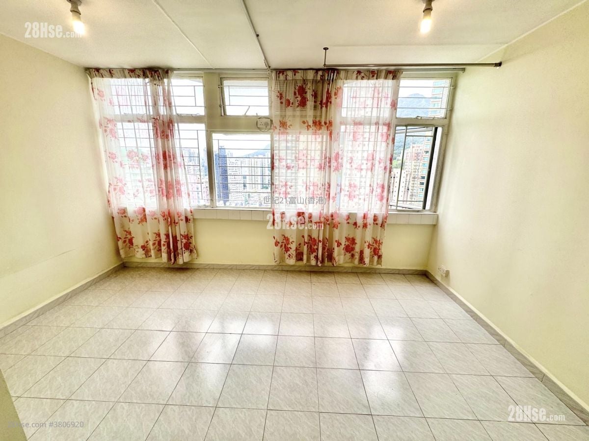 凤德邨 售盘 2 房 , 1 浴室 385 平方尺