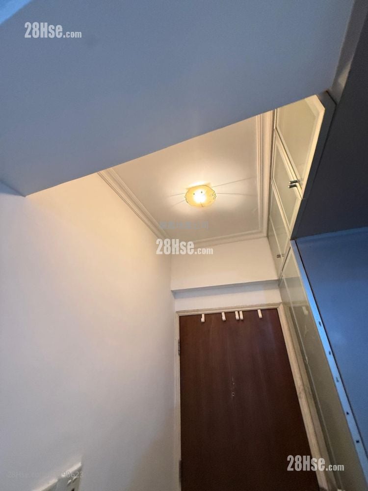 长兴大厦 售盘 1 房 , 1 浴室 256 平方尺